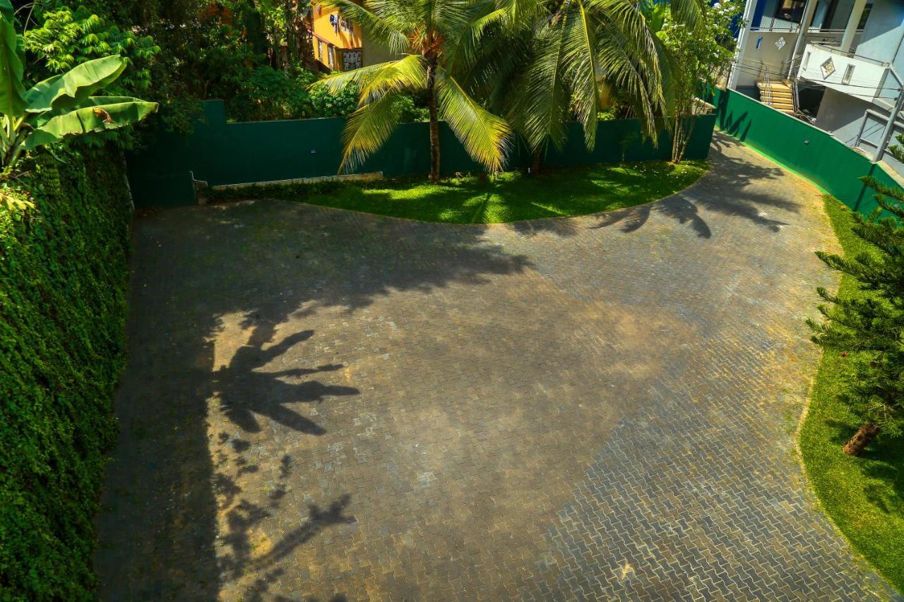 Queens Lodge Kandy Luaran gambar
